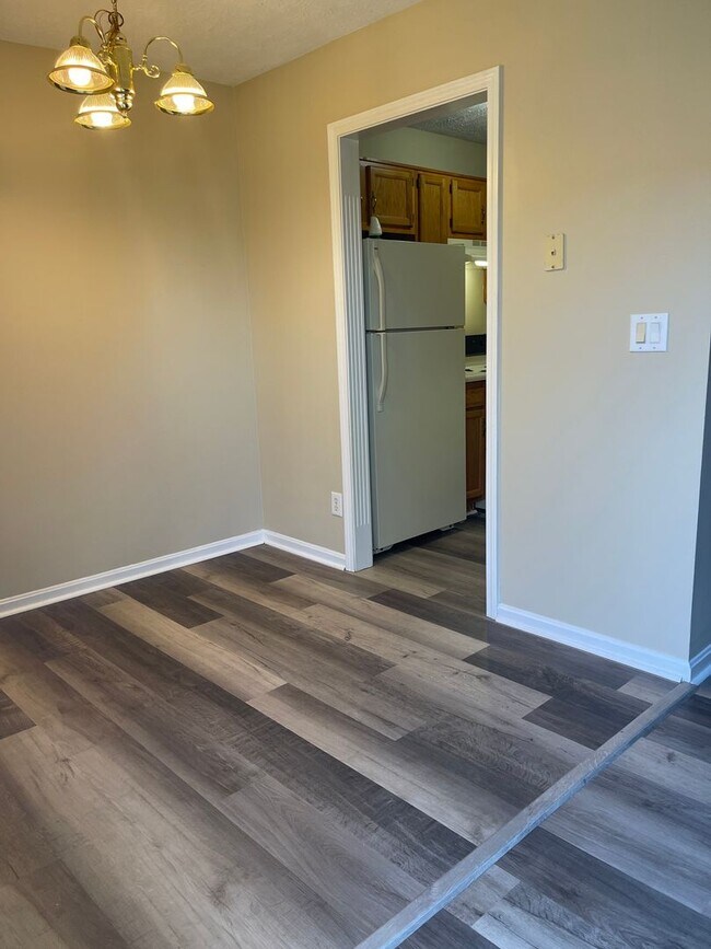 Building Photo - 312 Oliver St