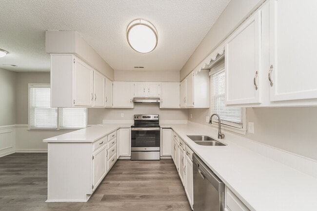 Building Photo - 8245 Charles Crawford Dr