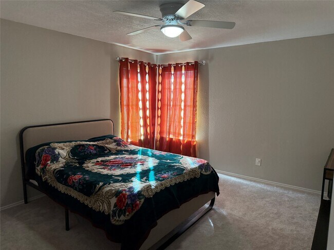 Building Photo - 4807 Eagle Trail Dr