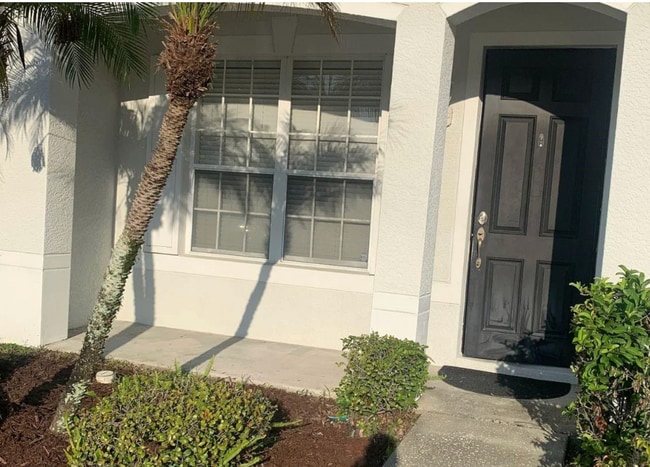 Building Photo - 12755 Sunland Ct