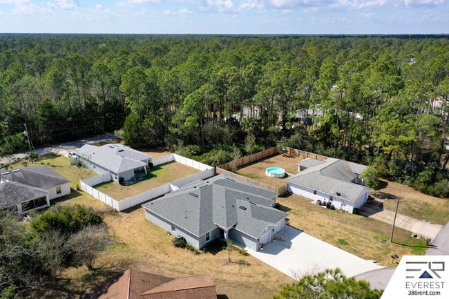 Building Photo - 6 Unison Ct