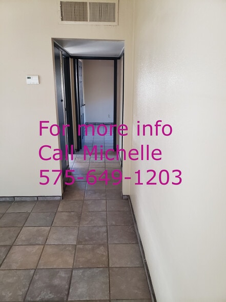 Hallway - 3740 Linden Ave