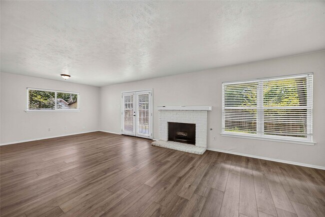 Building Photo - 2107 N Red Cedar Cir