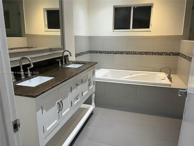 Building Photo - 10270 NW 46th St