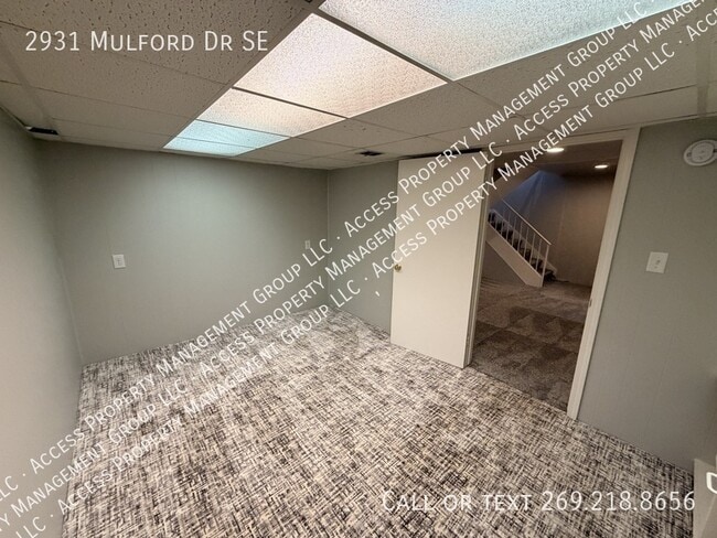 Building Photo - 2931 Mulford Dr SE