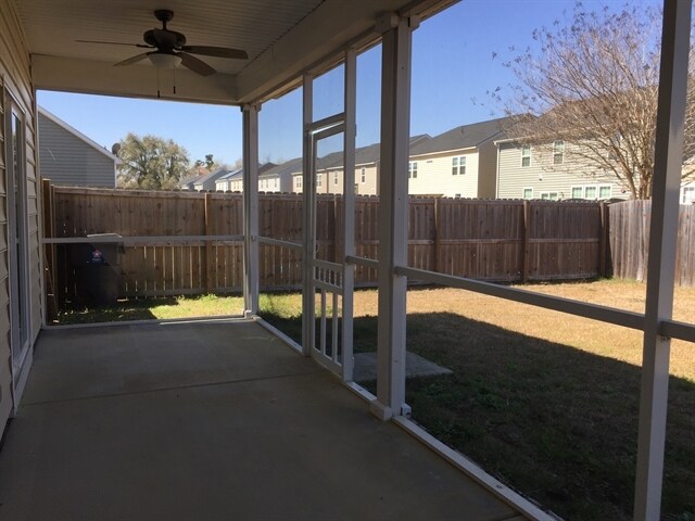 Building Photo - 1142 Moss Grove Dr