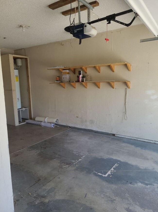 Building Photo - House with Bonus Room & Garage