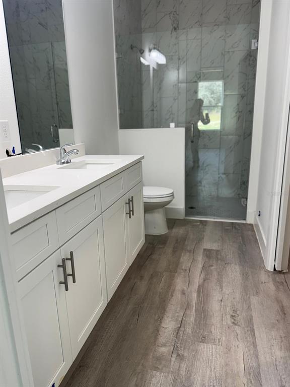 Building Photo - 9187-9189 N Travis Dr