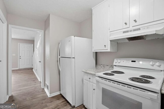 Building Photo - 5344 Ridgemere Ct