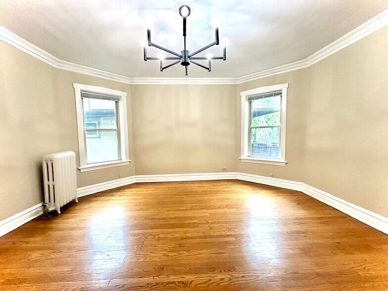 Dining Room - 425 N Maple Ave