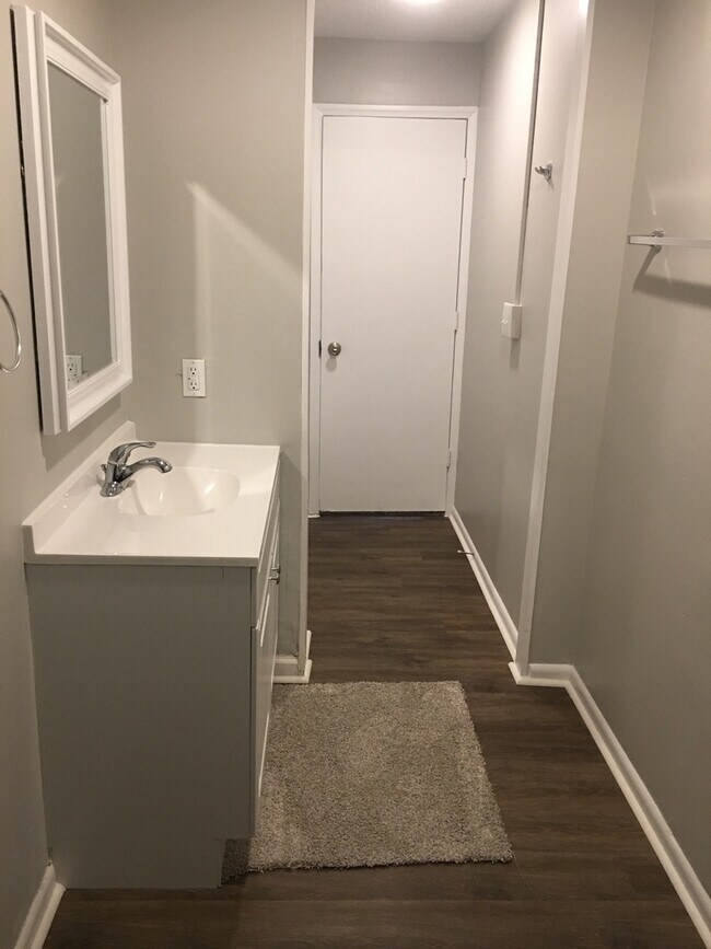 Building Photo - Great 4 Bedroom Home for Lease!