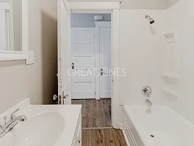 Building Photo - 4128 Schiller Pl