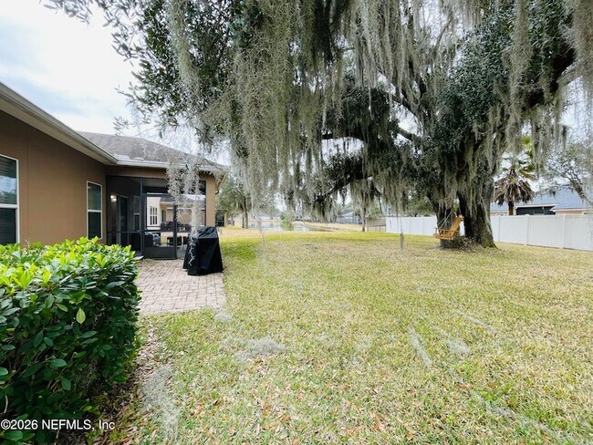 Building Photo - 15792 Bainebridge Dr