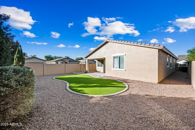 Building Photo - 2373 Farrier Way