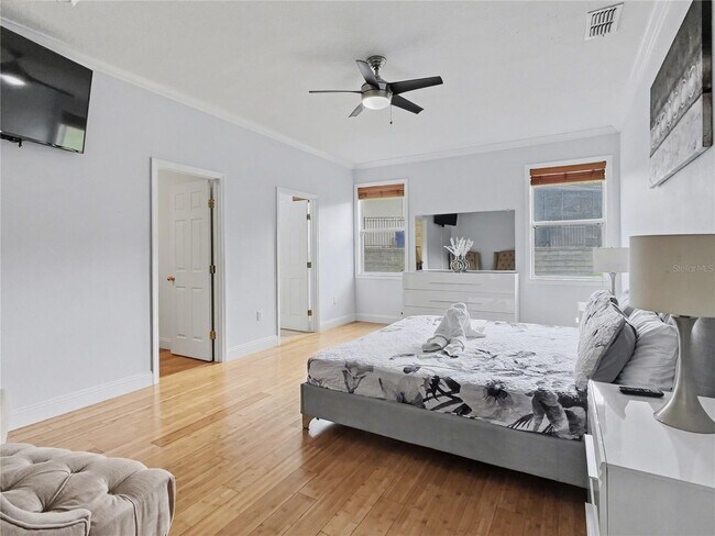 Building Photo - 157 San Carlo Rd