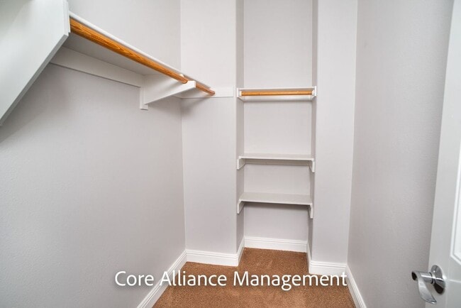 Building Photo - 11528 Verona Dr