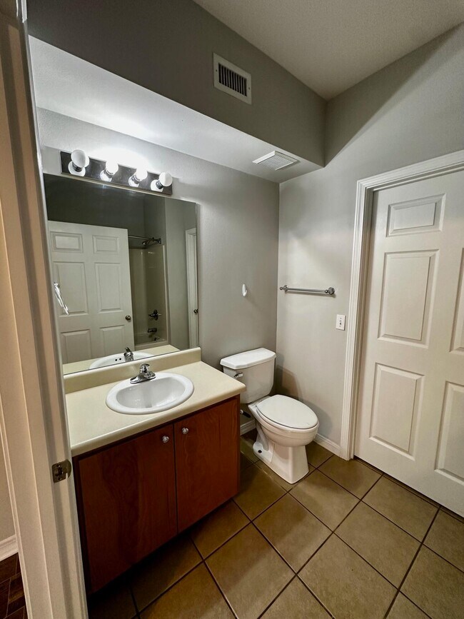 Building Photo - 2154 Whispering Pines Blvd