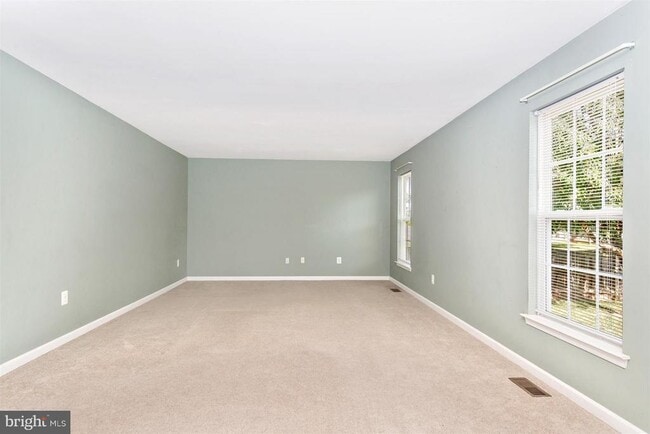 Building Photo - 2105 Twin Peaks Ct