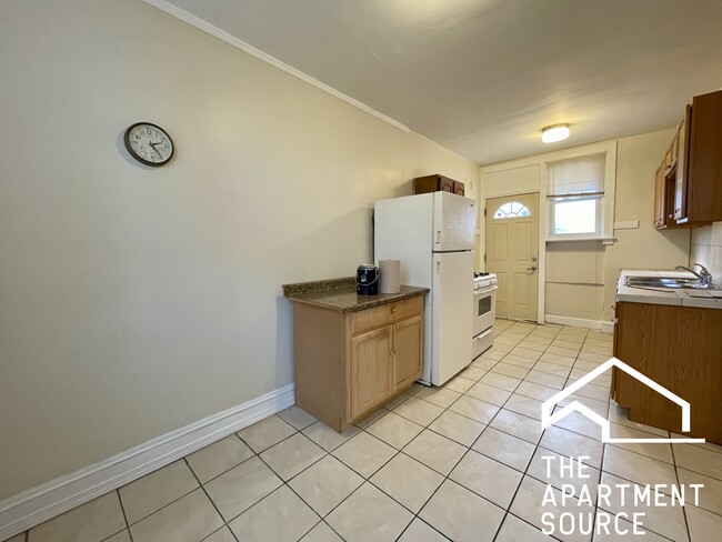 Building Photo - 2402 N Leclaire Ave