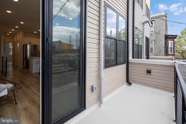 Building Photo - 3108 Clifford St