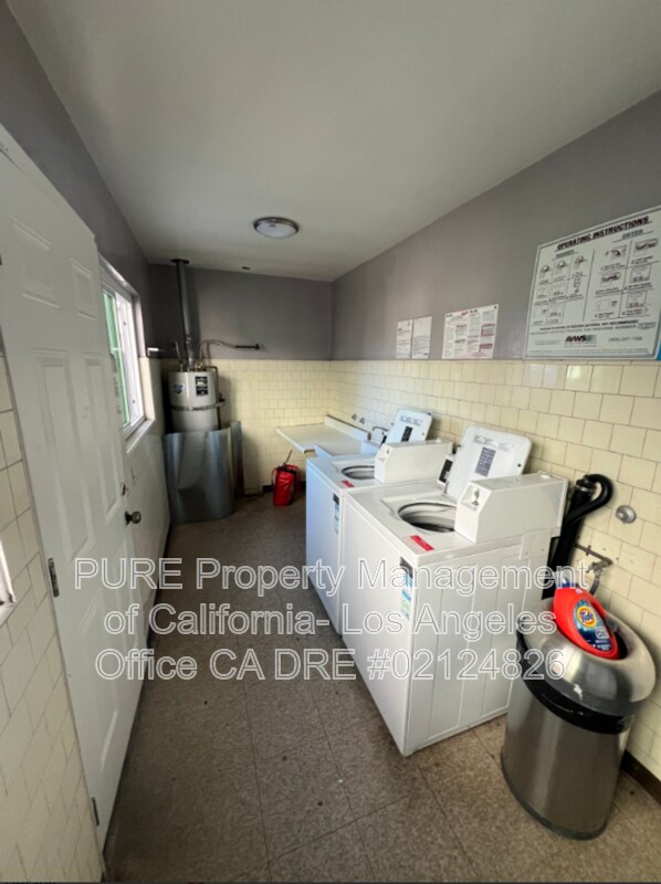 Building Photo - 4427 Murietta Ave