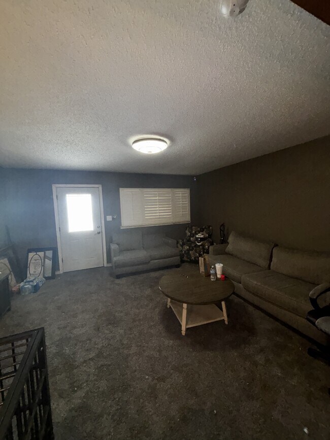 Building Photo - 7603 Alcove Ave