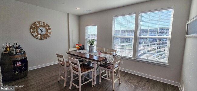 Building Photo - 5426 Greenpoint Ln