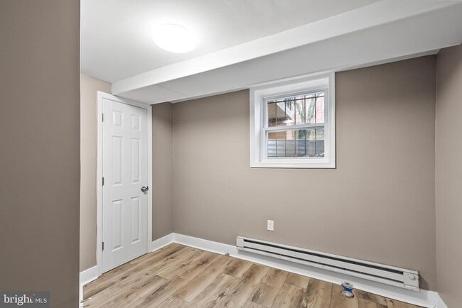 Building Photo - 2412 18th St SE