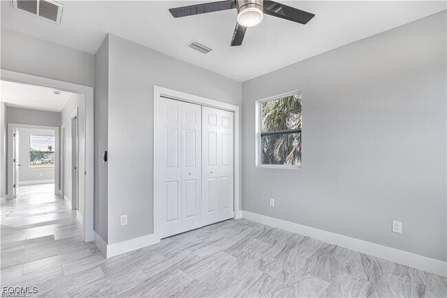 Building Photo - 3820 Embers Pkwy W