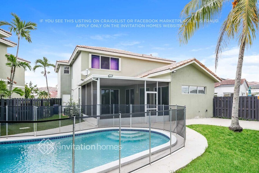 Building Photo - 15678 SW 112th Dr