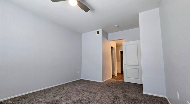 Building Photo - 2325 Windmill Pkwy