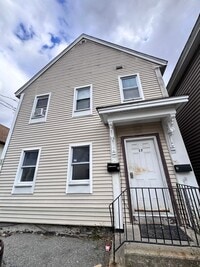 Building Photo - 17 Bassett St