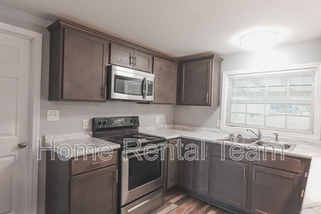 Building Photo - 55 Peachtree Dr