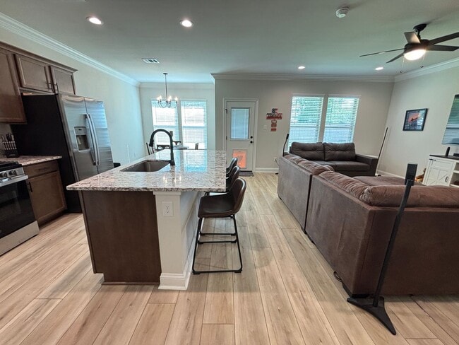 Building Photo - THE COVE AT VILLAGGIO NEAR BAFB