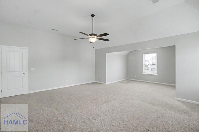 Building Photo - 18 Sunflower Cir NE