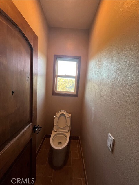 Building Photo - 18 Castle Pines