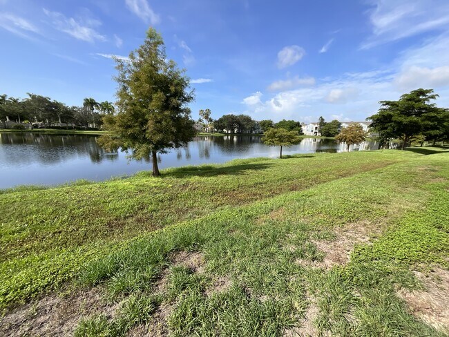 Building Photo - 8312 Bernwood Cove Loop
