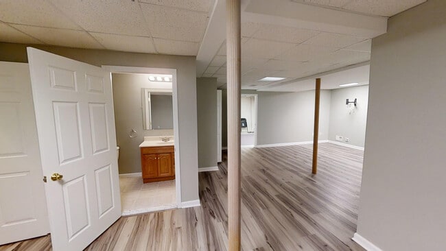 Building Photo - 1829 Michelle Ct