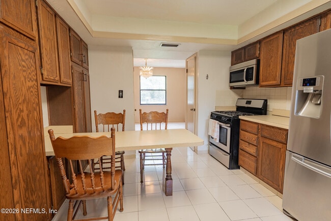 Building Photo - 4909 Beige St
