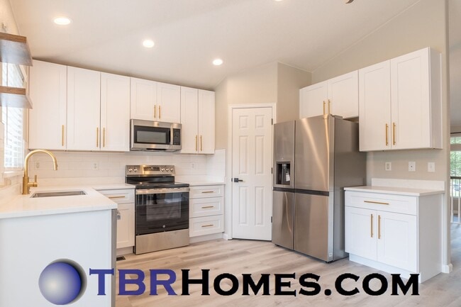 Building Photo - 13612 Plaster Cir