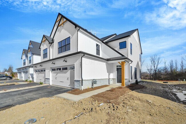 Building Photo - 5491 Fawnsbury Ct