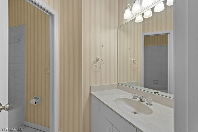 Building Photo - 11910 Seabreeze Cove Ln