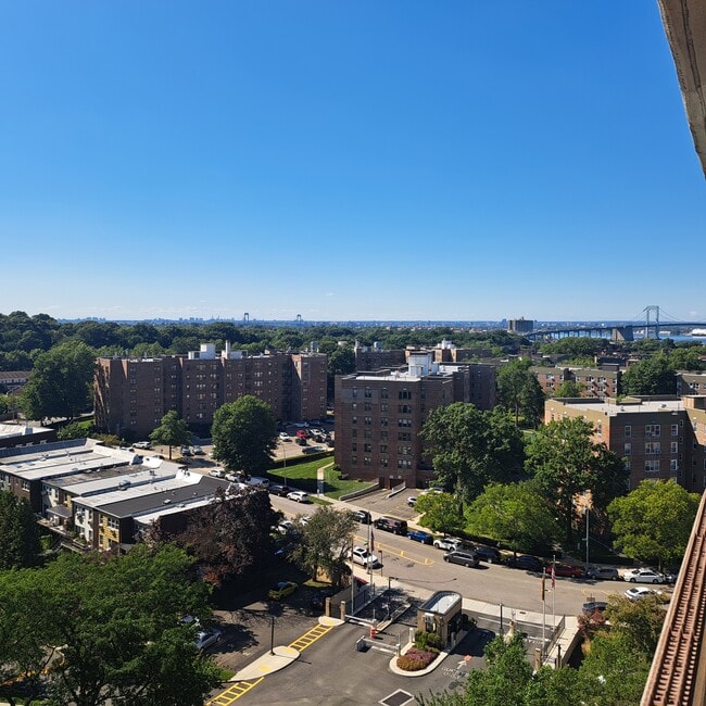 Skyline and Bridges - 2 Bay Club Dr