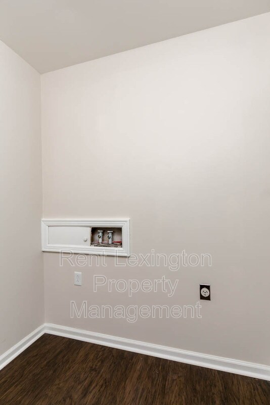 Building Photo - 145 Newcastle St