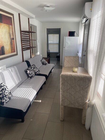 2x1 back yard unit with 2 twin size beddings if requested as for, dining area with fully functional - 2440 Manasota Beach Rd