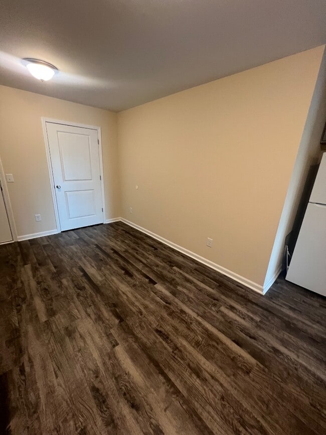 Building Photo - 1452 Murrill Hill Rd