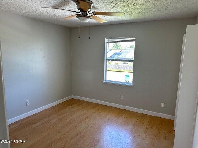 Building Photo - 303 Sukoshi Dr
