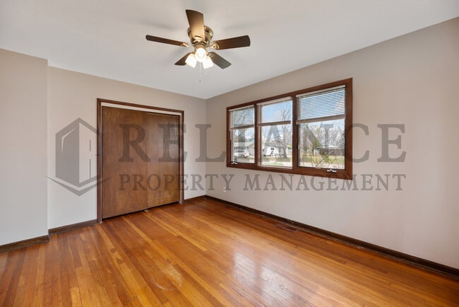 Building Photo - 4853 S Madison Ave