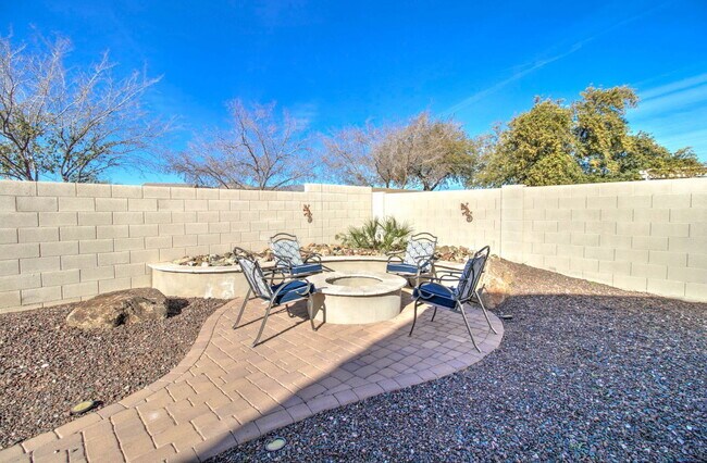 Building Photo - 5316 N 186th Dr