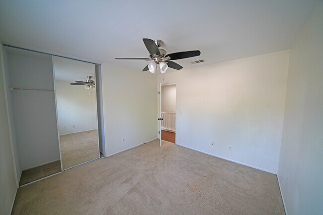 Building Photo - 27863 Knight St